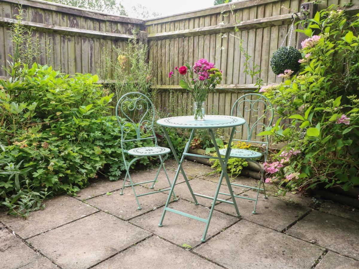 Tuesday Cottage Bourton-on-the-Water Bagian luar foto